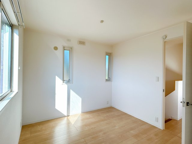 都城市志比田町の中古一戸建の洋室