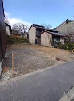 【前面道路含む現地写真】