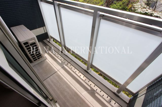 レオパレスＲｉｖｅｒⅡのバルコニー