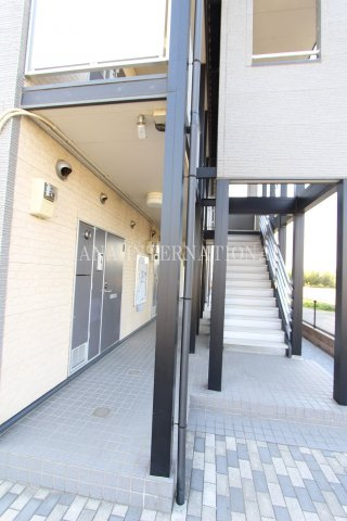 レオパレスＲｉｖｅｒⅡのエントランス