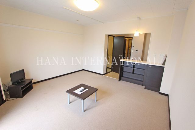 レオパレスＲｉｖｅｒⅡの居間・リビング