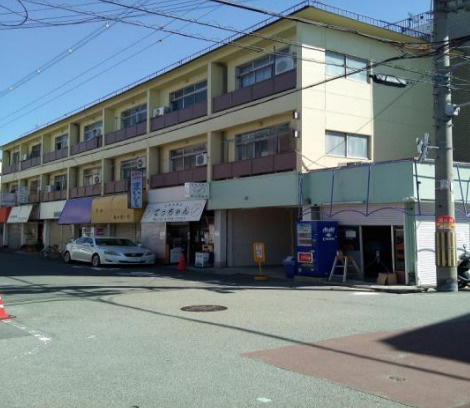 日の出マンションの外観