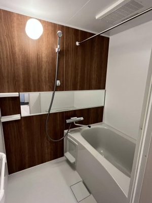 【浴室】 | サニーガーデン松ヶ丘 | 別号室の写真になります。現況優先。