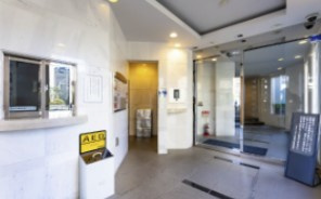 デュオ・スカーラ学芸大学のロビー