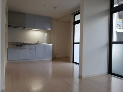 【玄関】 | パークサイド南福岡 | 別号室の写真になります。現況優先。
