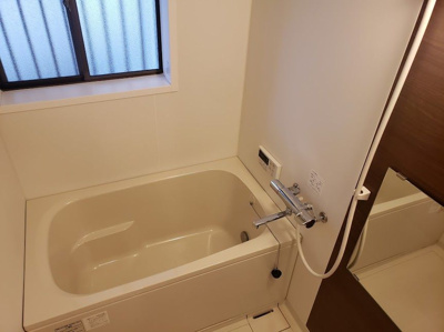 【浴室】 | パークサイド南福岡 | 別号室の写真になります。現況優先。