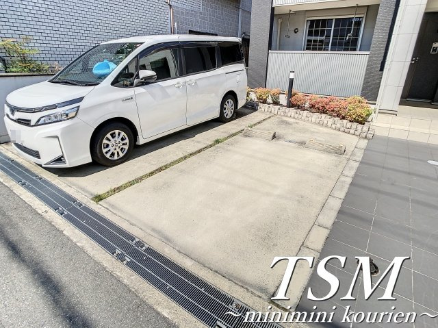 ラ・ソルティの駐車場