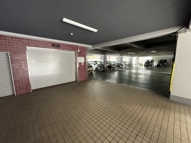ドルチェヴィータ姫路の駐車場