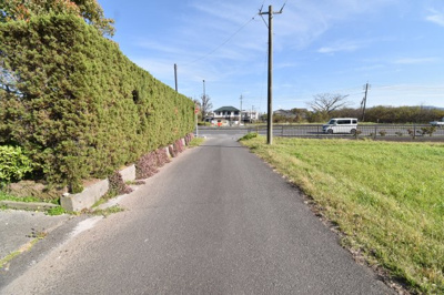 【前面道路含む現地写真】 | 鹿屋市郷之原町　売地(全2筆) | 北西接道