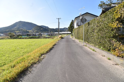 【前面道路含む現地写真】 | 鹿屋市郷之原町　売地(全2筆) | 北西接道