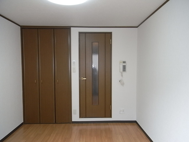 ウェーブ桜ヶ丘の洋室