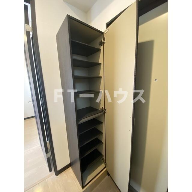 ヴィクトリアンコート幕張の玄関