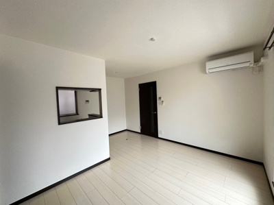 【内装】 | エルモス天神 | 別号室の写真になります。現況優先。