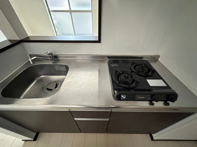 【キッチン】 | エルモス天神 | 別号室の写真になります。現況優先。