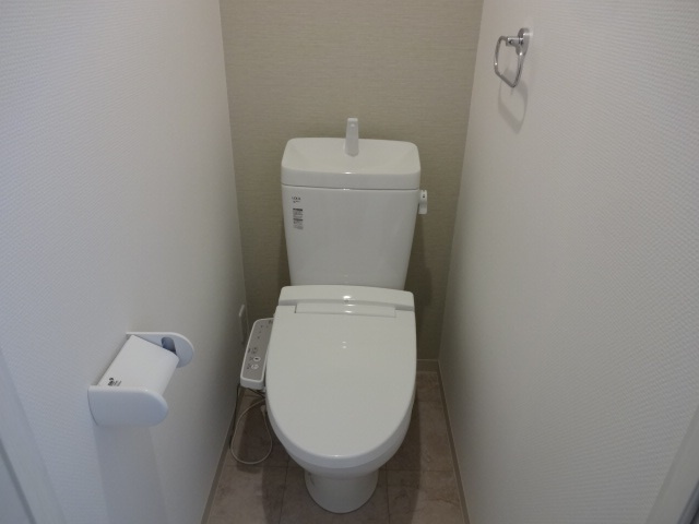 【トイレ】 | CB次郎丸シエロ | 別号室の写真になります。現況優先。