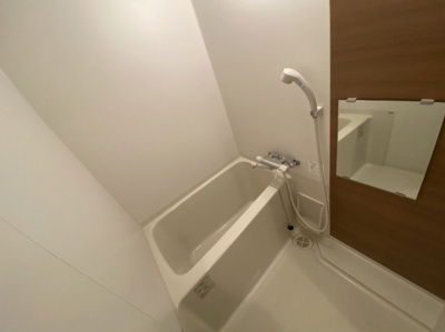 【浴室】 | CB吉塚ベルジェ | 別号室の写真になります。現況優先。