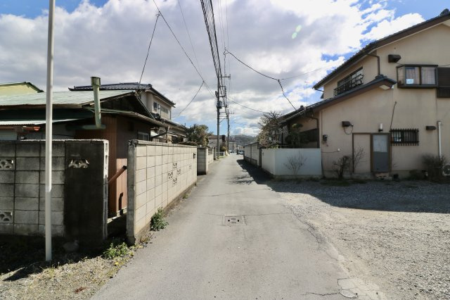 【前面道路含む現地写真】の画像