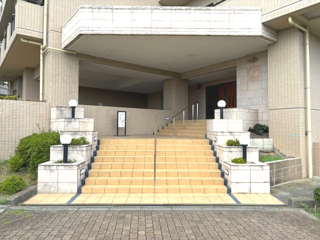 グランドヒルズ本厚木の外観|きれいな外観です