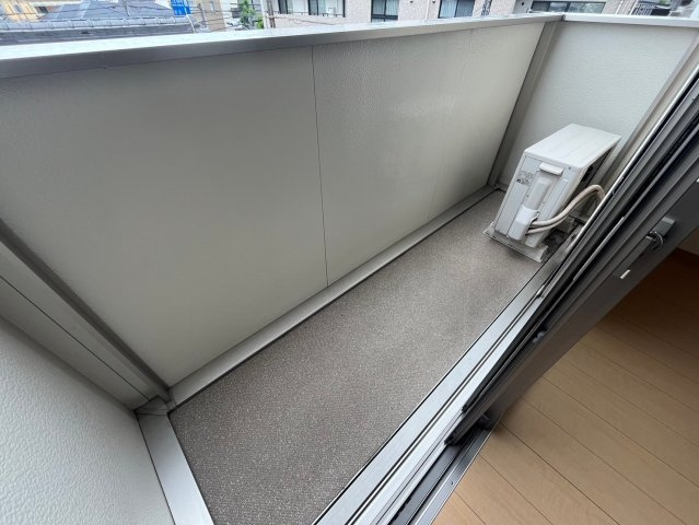 憩ハウスのバルコニー