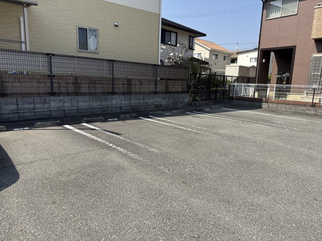 パストラル田寺　Ｂ棟の駐車場