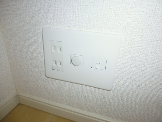 セレーノＣの設備|TVジャック・電話モジュラー