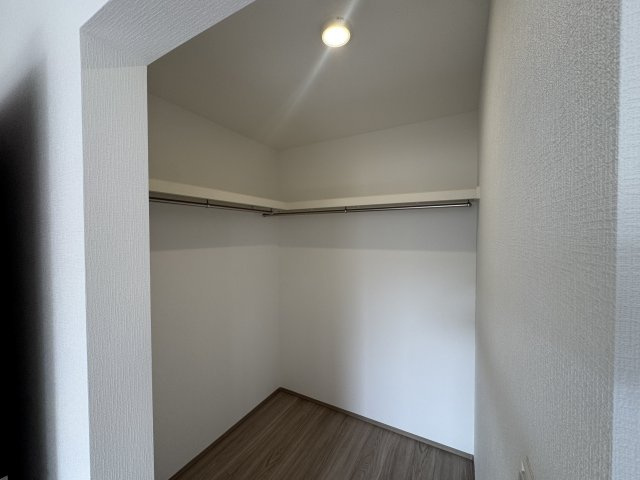 那覇市仲井真（全8棟）1・3号棟の収納|3号棟　洋室6.5帖＋WIC付き♪