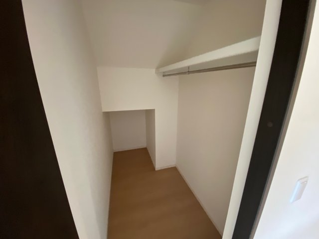 Ｎ．Ｉ．Ｓ．の収納