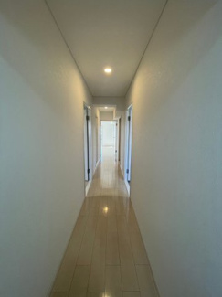 【玄関】 | 【サンレスポアール☆8階部分】東向きのゆったりとしたリビングです！