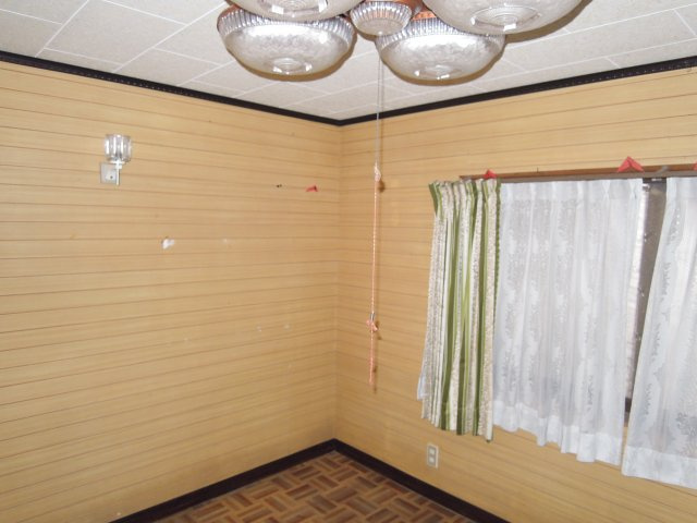 吉浜1売家の洋室