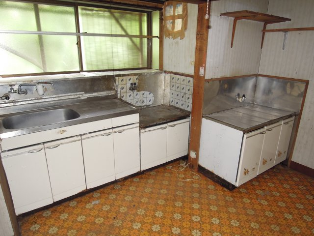 吉浜1売家のキッチン