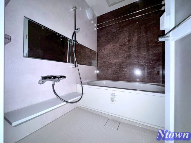 【浴室】 | さくらHills NISHIKI Platinum Residence | 落ち着いた空間のお風呂です
