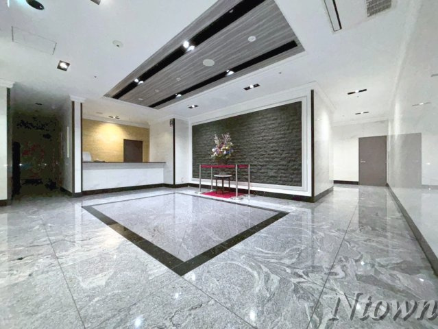 【ロビー】 | さくらHills NISHIKI Platinum Residence | 落ち着いたロビーです
