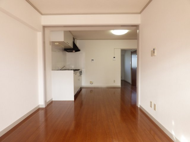 【居間・リビング】 | ダイタ北口マンション