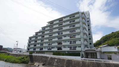 【外観】 | 【上質リノベ】シャルム新駅前 | 現地（2023年5月25日13：00頃）撮影