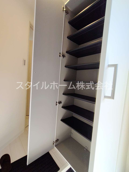 【収納】 | カーサいなりB | 別部屋写真です。