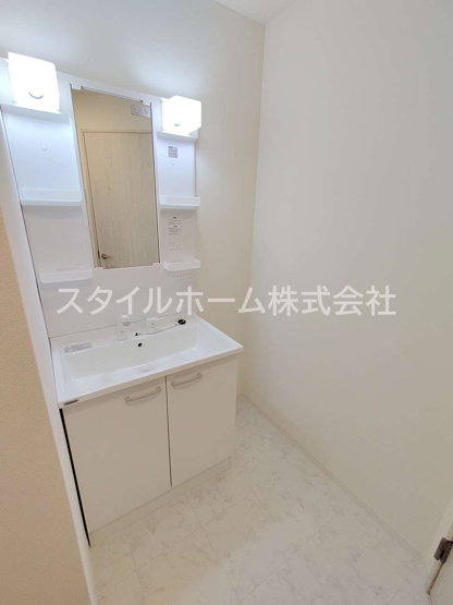 【洗面所】 | カーサいなりB | 別部屋写真です。