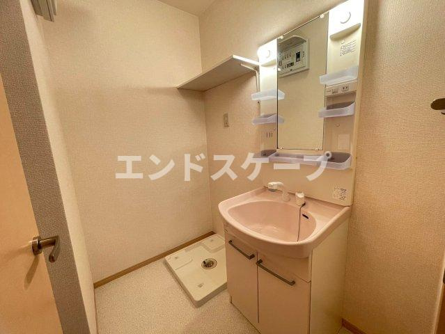 リュエルAの洗面所|高崎、前橋、伊勢崎エリアのお部屋探しはエンドスケープまで！お客様の理想お聞かせ下さい♪