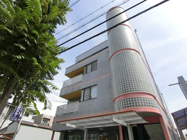 不動産センタービルの周辺