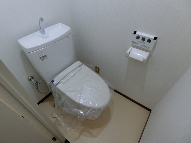 不動産センタービルのトイレ