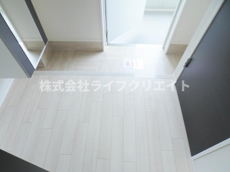 PRESI・MARUTOMOの玄関|
　