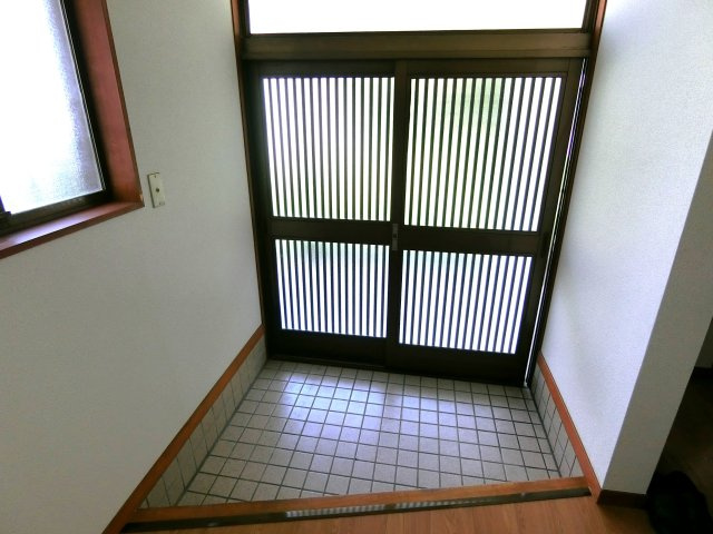 山武市白幡685貸家の玄関