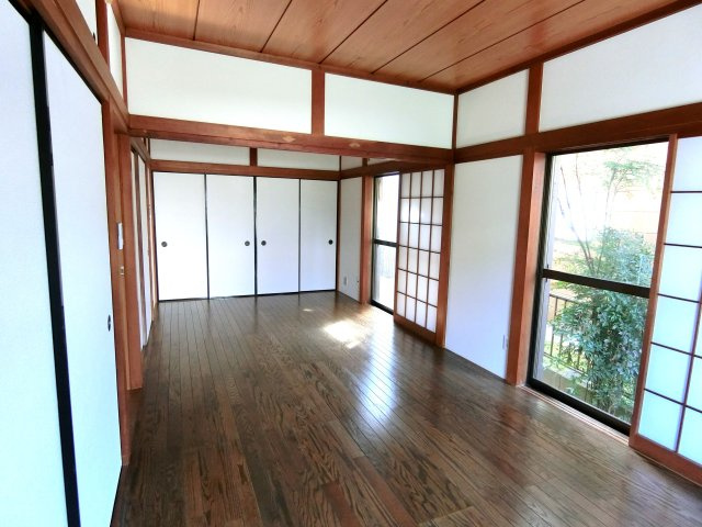 山武市白幡685貸家の居間・リビング