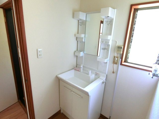 山武市白幡685貸家の洗面所