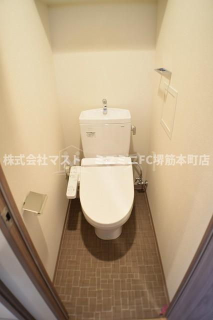 大阪市東成区東小橋１丁目の賃貸マンションのトイレ