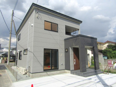 【外観】 | 新築戸建　甲府市国母2丁目 | 外観は落ち着いています