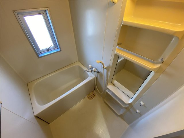 キャッスルコート辻井の浴室