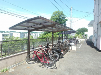 【その他共用部分】 | 屋根付き駐輪場です！