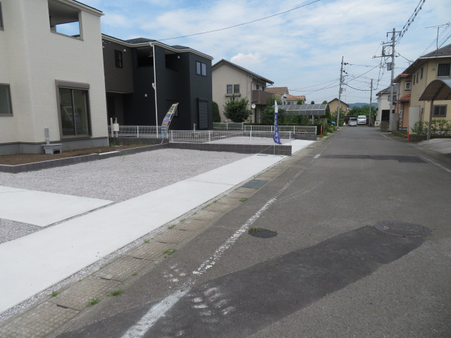 第1吉井町矢田（全3棟）2号棟の駐車場