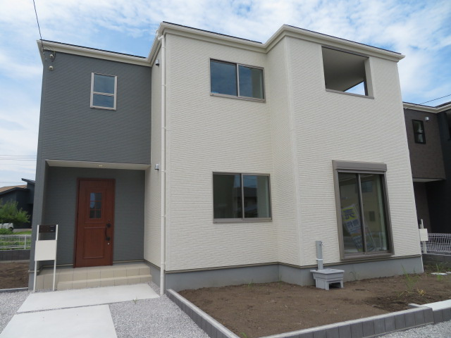 第1吉井町矢田（全3棟）2号棟の外観