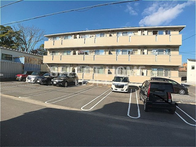 【駐車場】 | リバーパーク桜 | 駐車場完備です